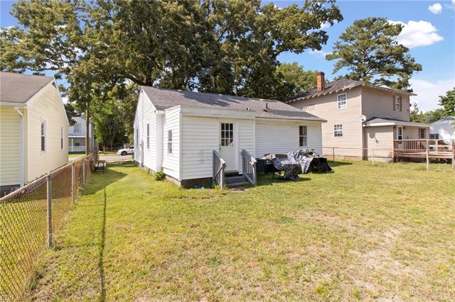 403 Bogart ST, Franklin, VA 23851