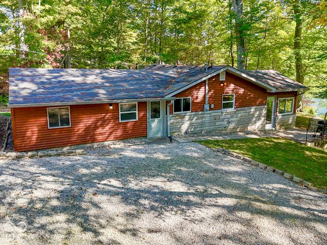 8285 S Lilly Lane, Nineveh, IN 46164