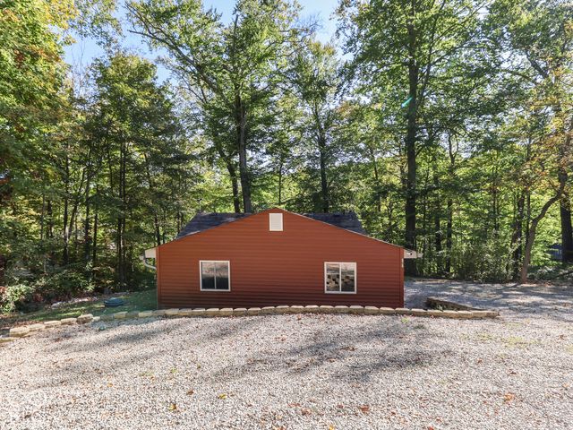 8285 S Lilly Lane, Nineveh, IN 46164