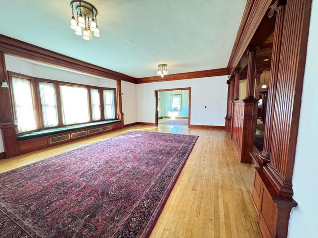 312 10th Avenue N, Casselton, ND 58012