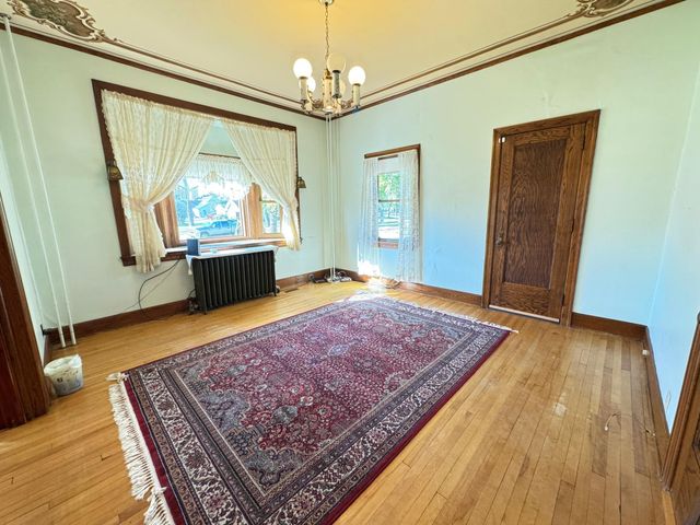 312 10th Avenue N, Casselton, ND 58012