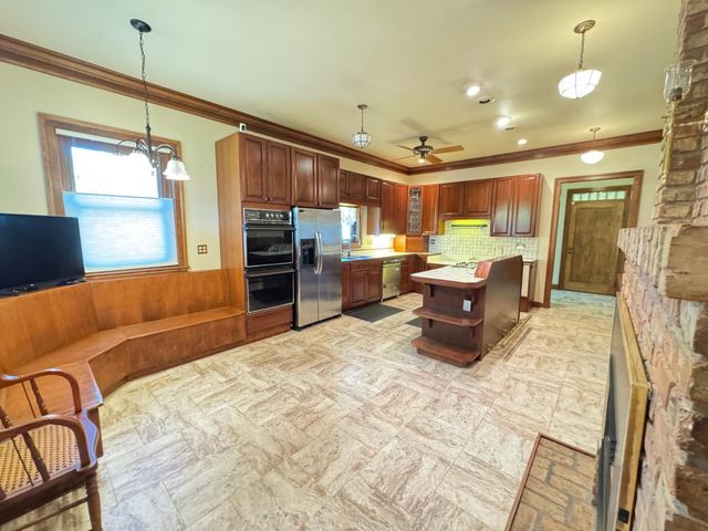 312 10th Avenue N, Casselton, ND 58012