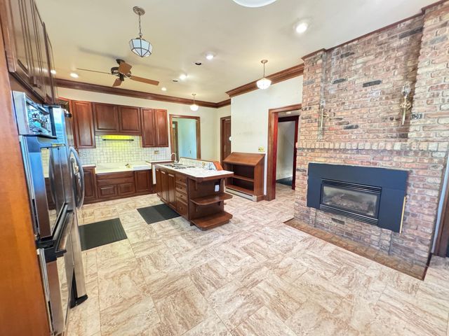 312 10th Avenue N, Casselton, ND 58012