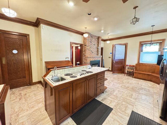 312 10th Avenue N, Casselton, ND 58012