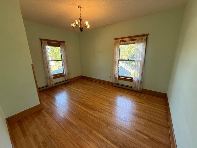 312 10th Avenue N, Casselton, ND 58012