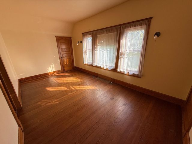 312 10th Avenue N, Casselton, ND 58012