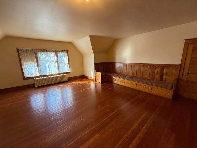 312 10th Avenue N, Casselton, ND 58012