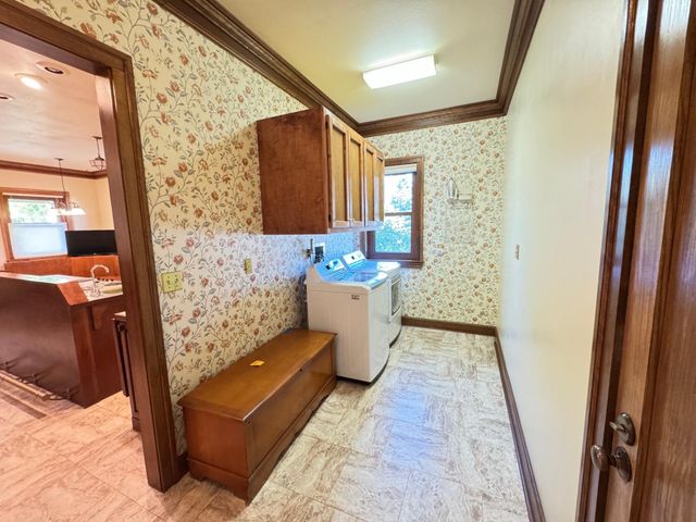 312 10th Avenue N, Casselton, ND 58012