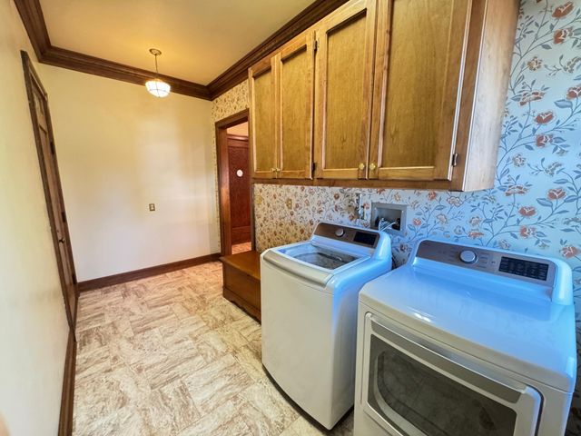 312 10th Avenue N, Casselton, ND 58012