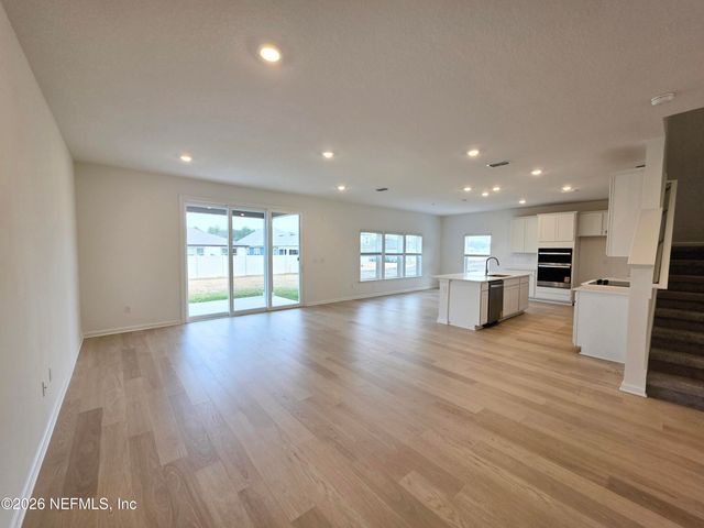 3515 AMERICANA Drive, Green Cove Springs, FL 32043