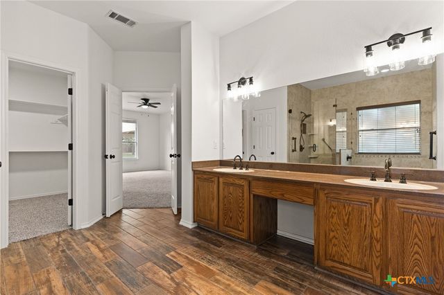 214 Forest Ridge Drive, Killeen, TX 76543