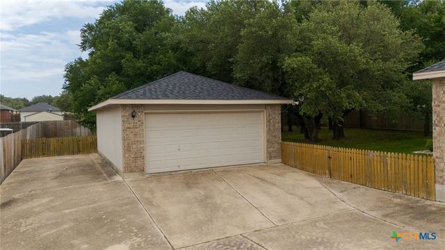 214 Forest Ridge Drive, Killeen, TX 76543