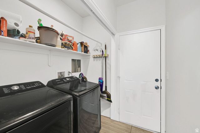 302 N FOXBORO DR, North Salt Lake, UT 84054