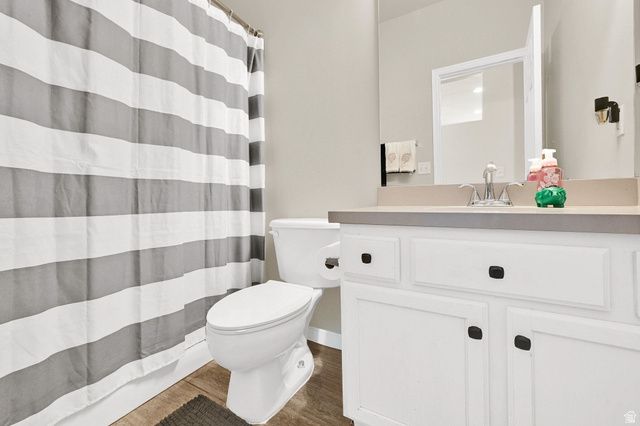 302 N FOXBORO DR, North Salt Lake, UT 84054