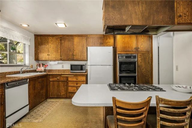 2531 Hartford, Fullerton, CA 92835