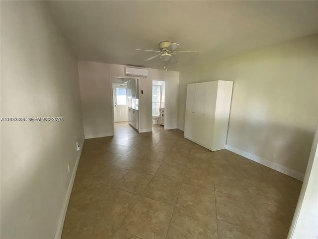 1061 NE 34 2, Oakland Park, FL 33334