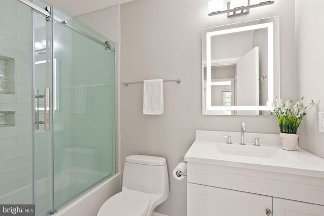 7471 JAYHAWK ST, Annandale, VA 22003
