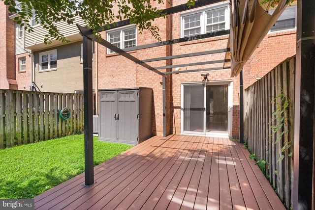 7471 JAYHAWK ST, Annandale, VA 22003