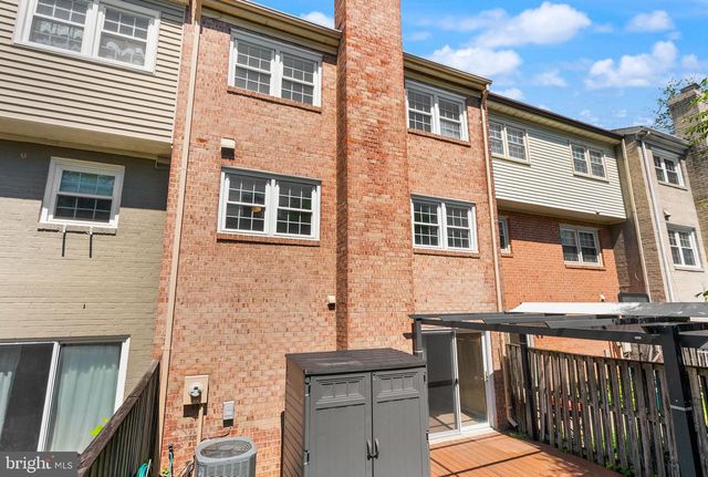 7471 JAYHAWK ST, Annandale, VA 22003