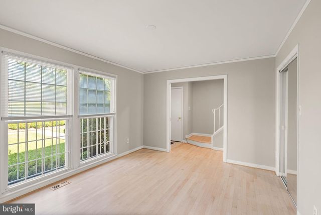 7471 JAYHAWK ST, Annandale, VA 22003