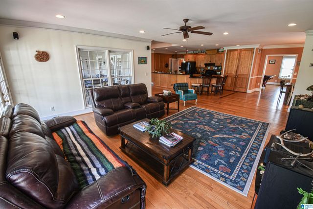 14 HILLCREST, Tuscaloosa, AL 35401