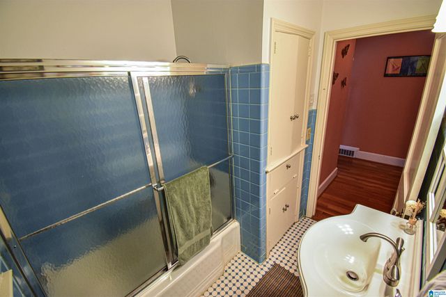 14 HILLCREST, Tuscaloosa, AL 35401