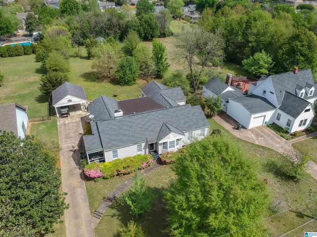 14 HILLCREST, Tuscaloosa, AL 35401