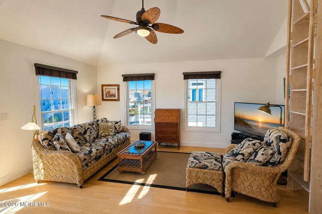 3325 Teal Lane, Lavallette, NJ 08735