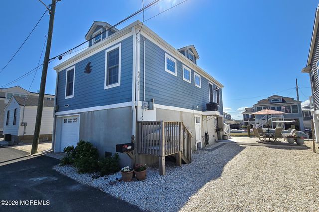 3325 Teal Lane, Lavallette, NJ 08735