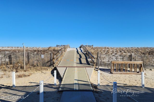 3325 Teal Lane, Lavallette, NJ 08735