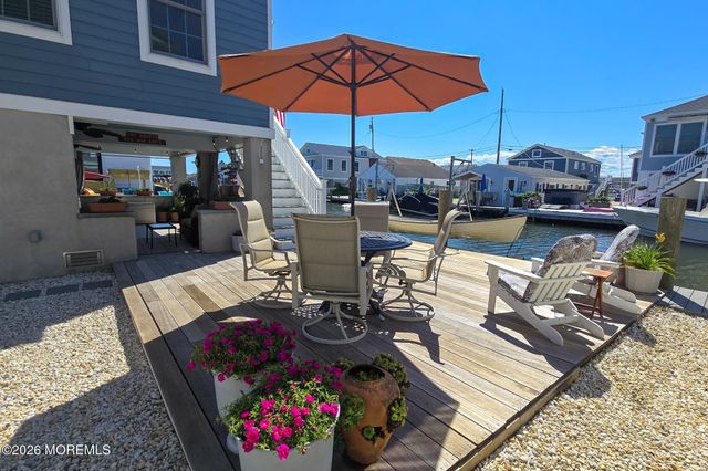 3325 Teal Lane, Lavallette, NJ 08735
