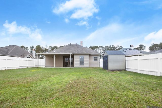 13636 Hopehaven, Walker, LA 70785