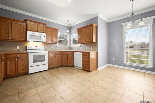 13636 Hopehaven, Walker, LA 70785