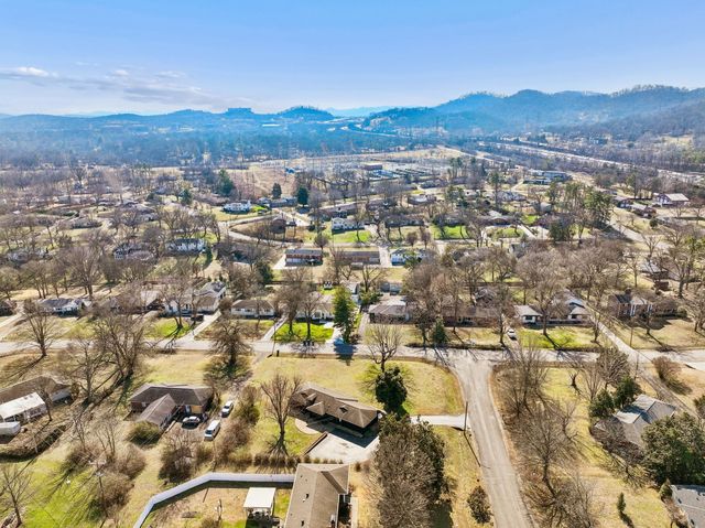 659 Devon Dr, Nashville, TN 37220