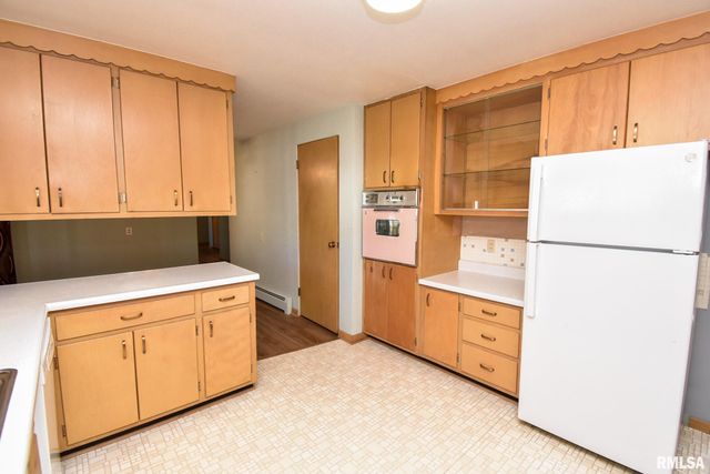 307 WALNUT Street, Washington, IL 61571