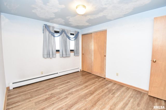 307 WALNUT Street, Washington, IL 61571