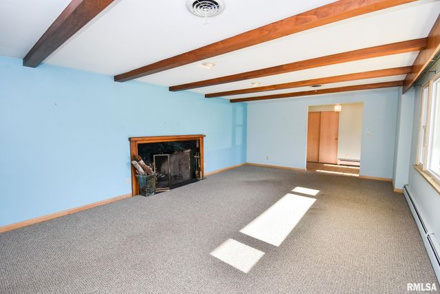 307 WALNUT Street, Washington, IL 61571