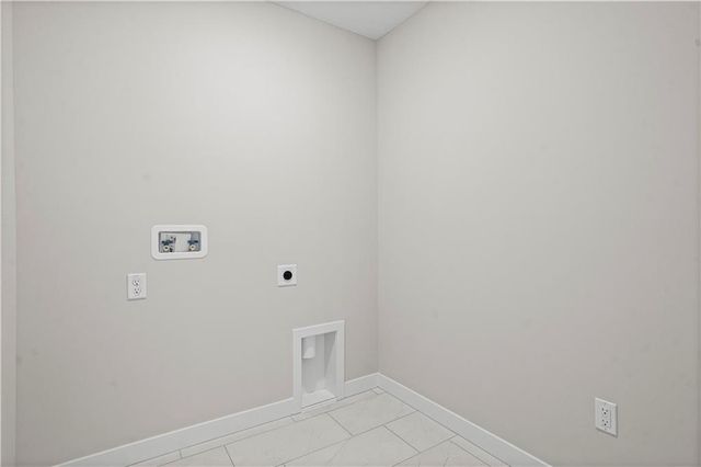 18251 W 166th Terrace, Olathe, KS 66062