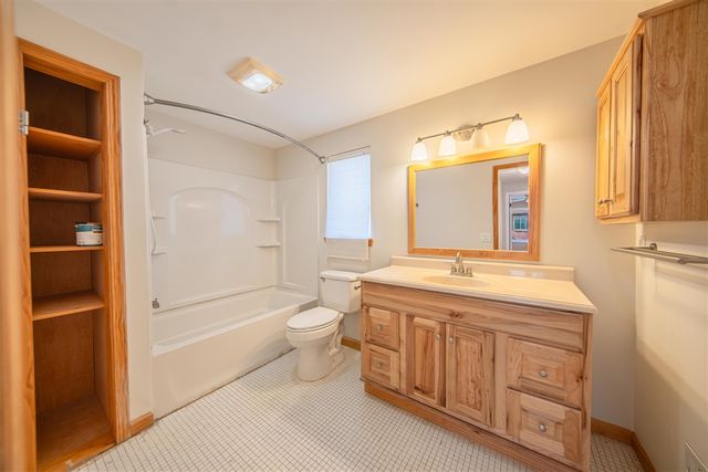 963 Terrace Lane, Ypsilanti, MI 48198