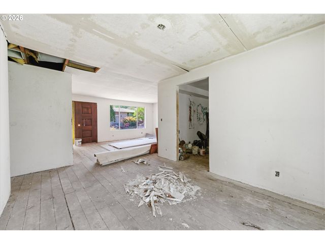 8505 Sw BIRCH St, Portland, OR 97223