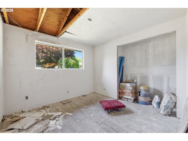 8505 Sw BIRCH St, Portland, OR 97223