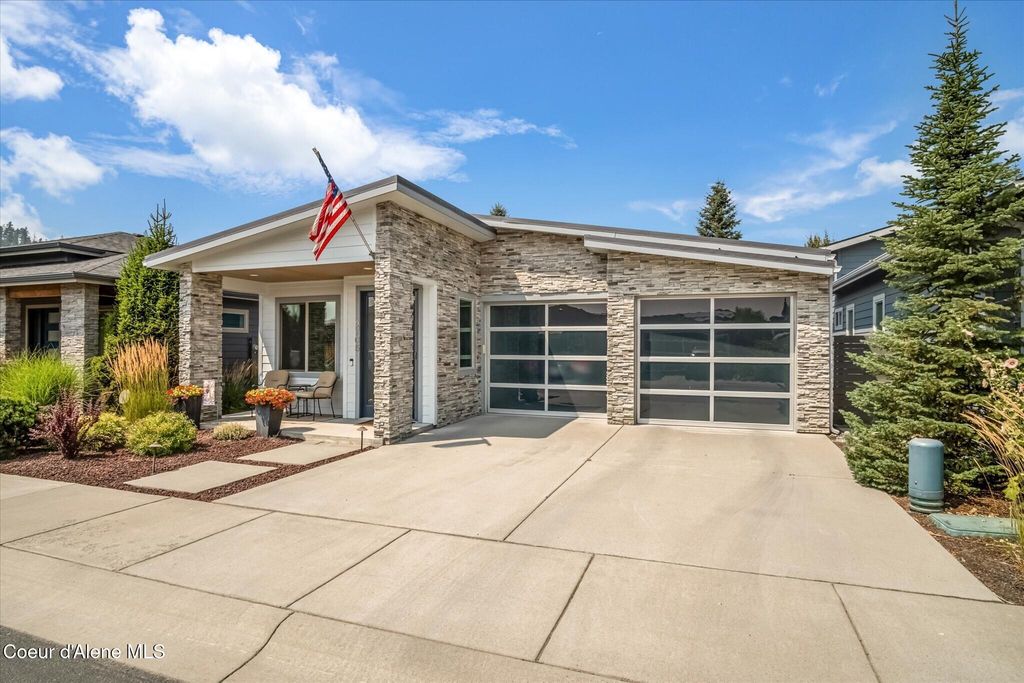 2705 N Catalina WAY, Coeur d'Alene, ID 83814 photo 1