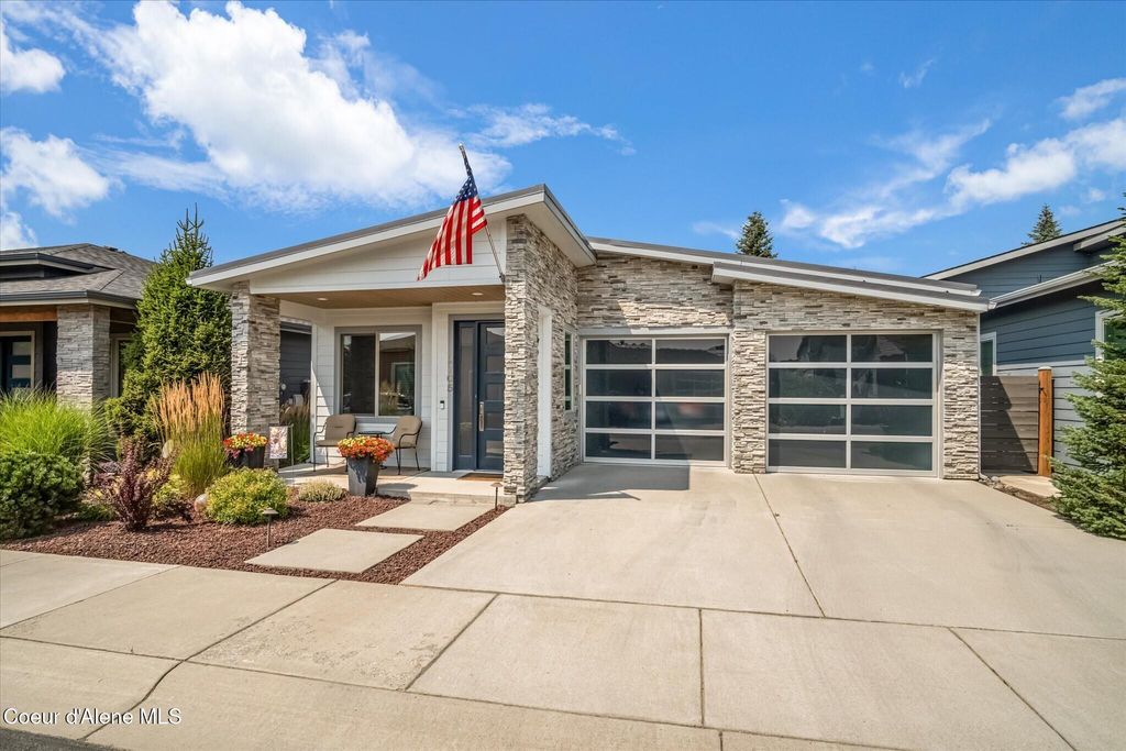 2705 N Catalina WAY, Coeur d'Alene, ID 83814 photo 3