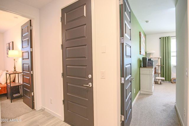 1654 W BUIST Avenue, Phoenix, AZ 85041