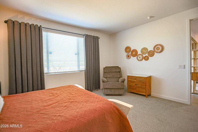 1654 W BUIST Avenue, Phoenix, AZ 85041