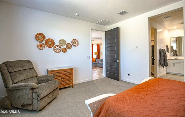 1654 W BUIST Avenue, Phoenix, AZ 85041