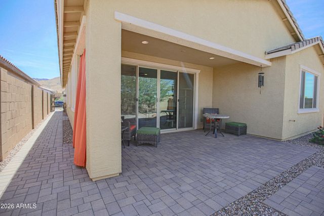 1654 W BUIST Avenue, Phoenix, AZ 85041