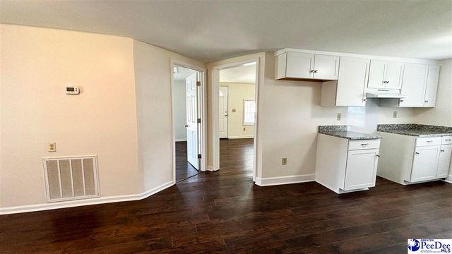 506 N 5th Avenue, Dillon, SC 29536