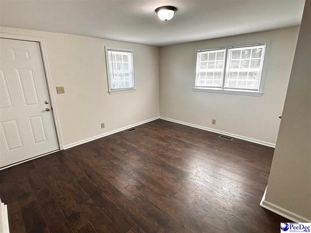 506 N 5th Avenue, Dillon, SC 29536