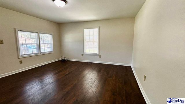 506 N 5th Avenue, Dillon, SC 29536